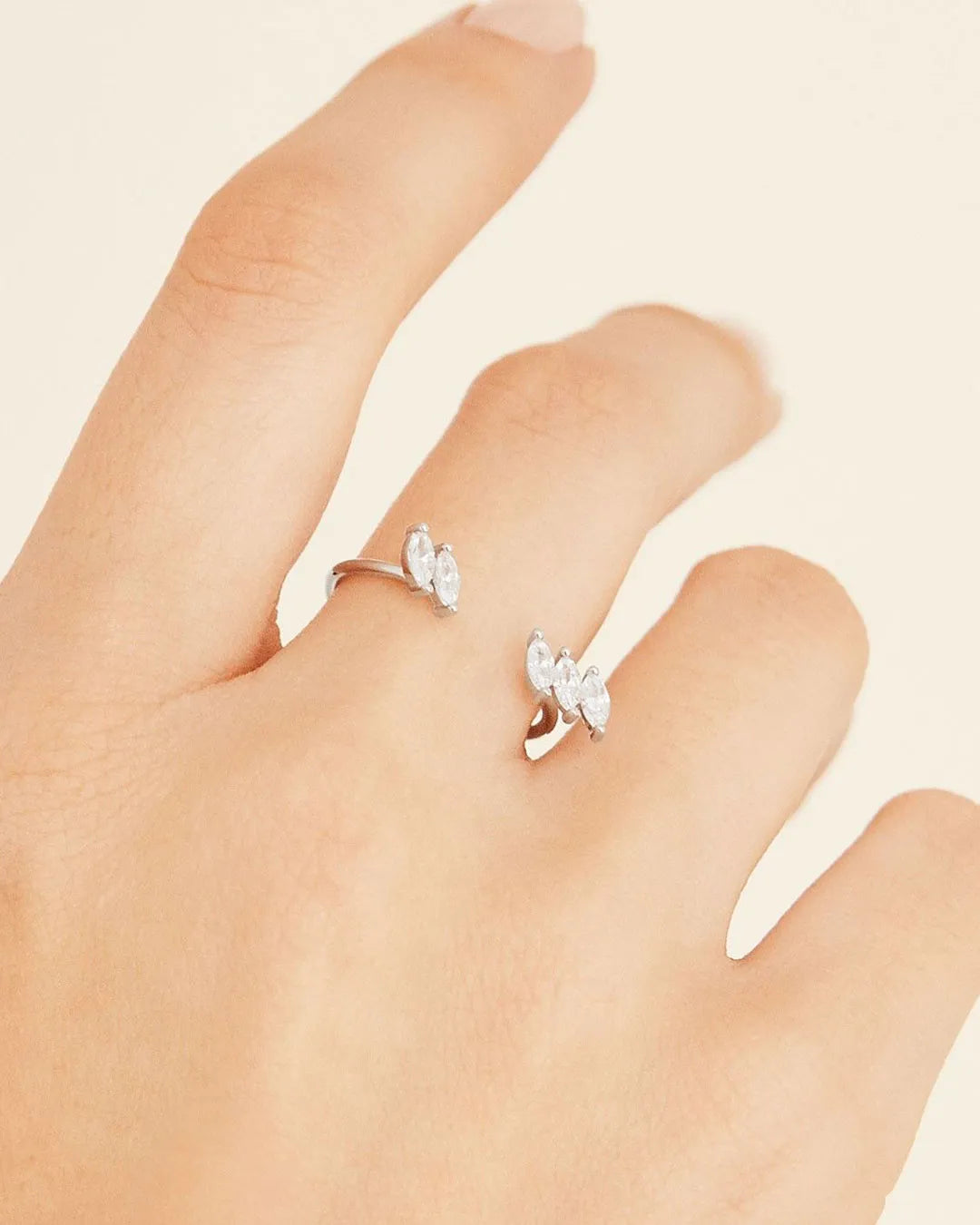 Anillo Plata Circonitas Jo