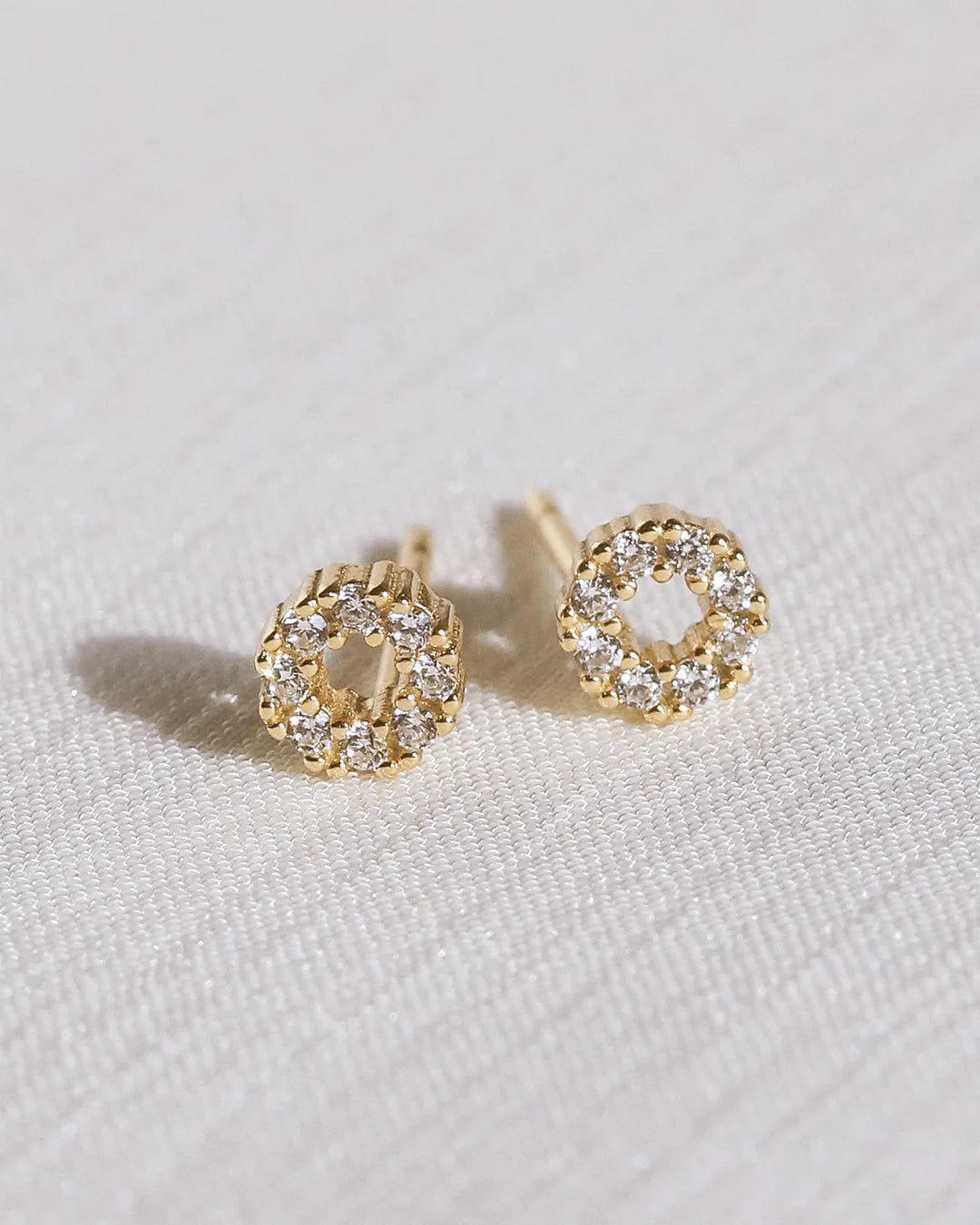 Mini Circle Earring
