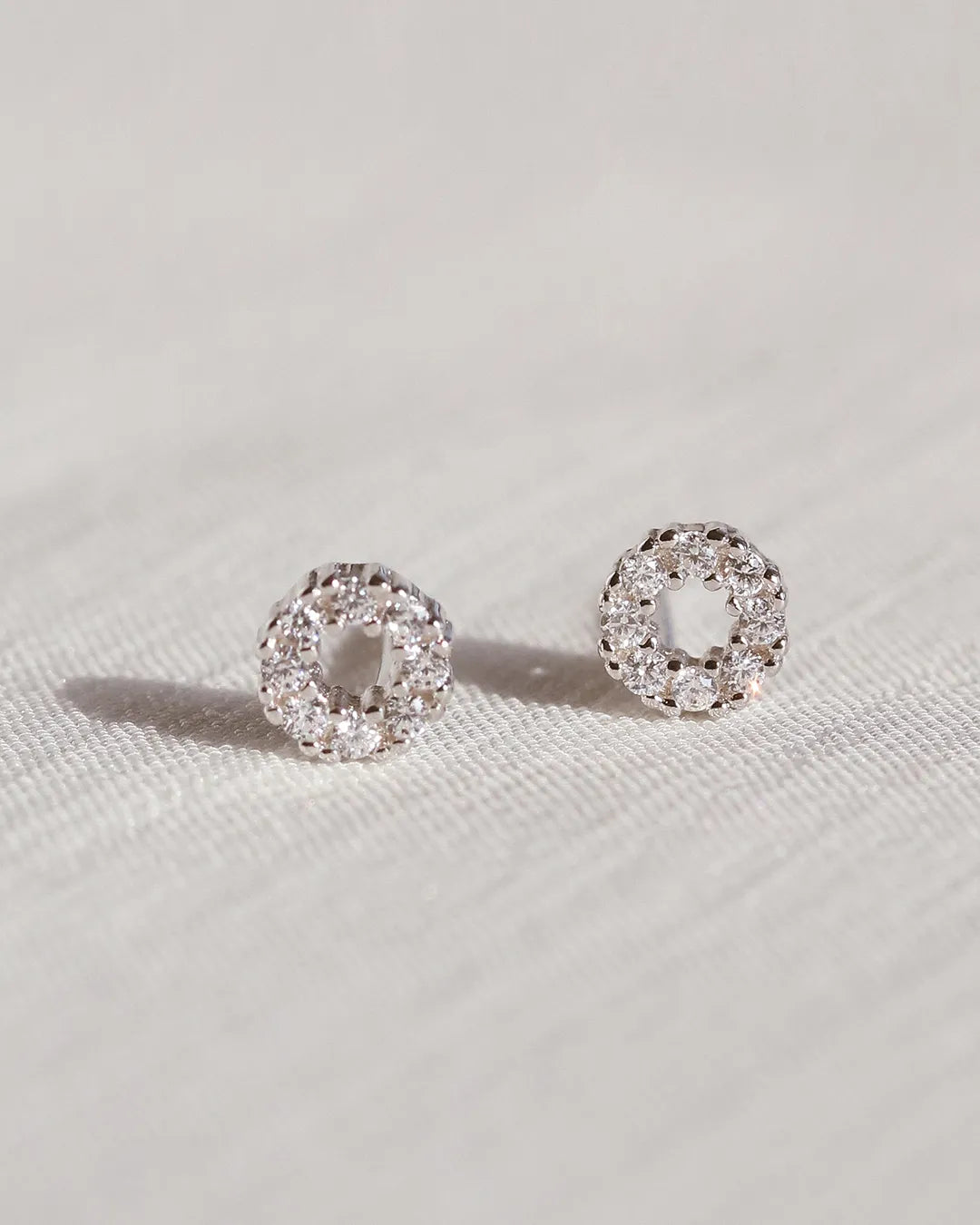 Silver Mini Circle Earring