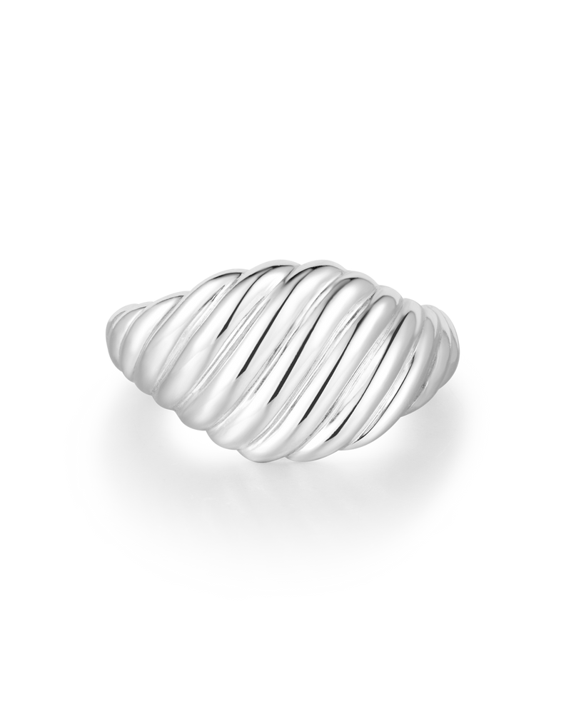 Anillo plateado Maude