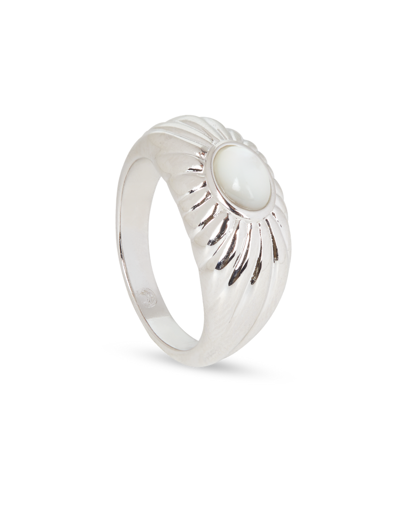 Anillo Plateado Madre Perla Diana