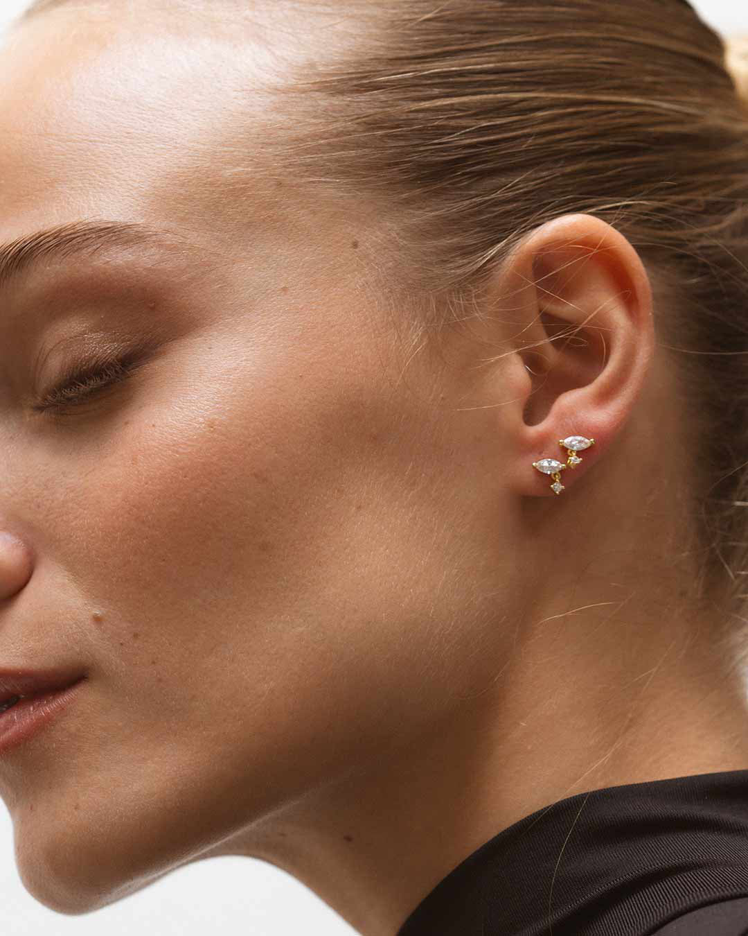 Mini Vivi Earrings
