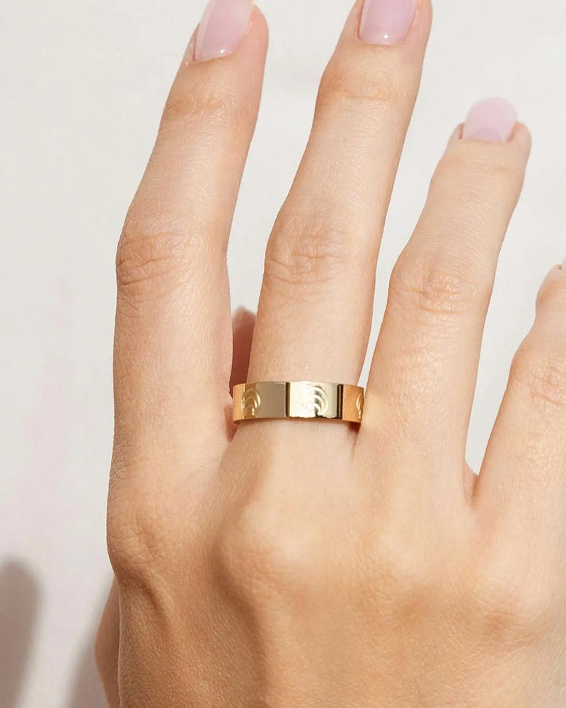 Golden Ring Icon