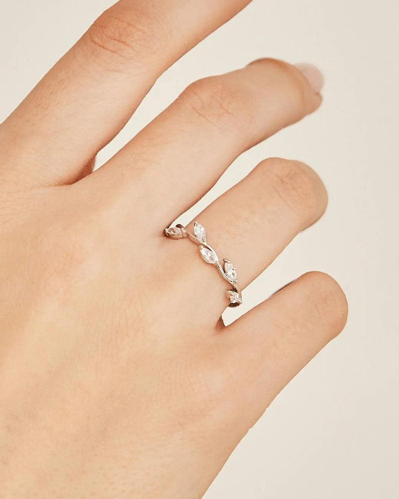 Belle Zirconia Silver Ring