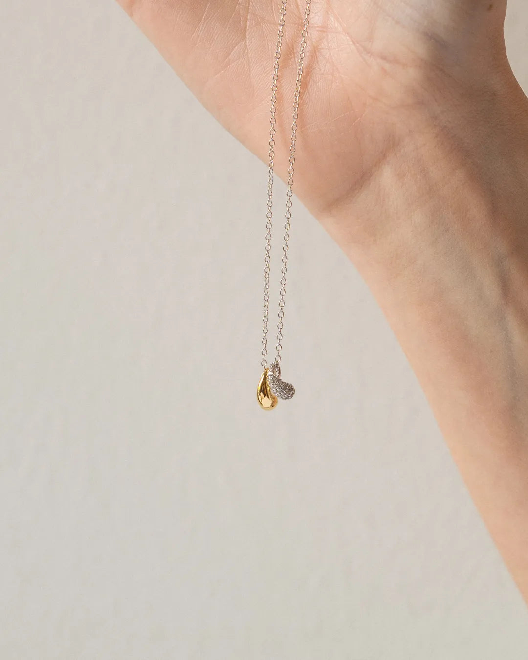 Pavé Lumi Necklace