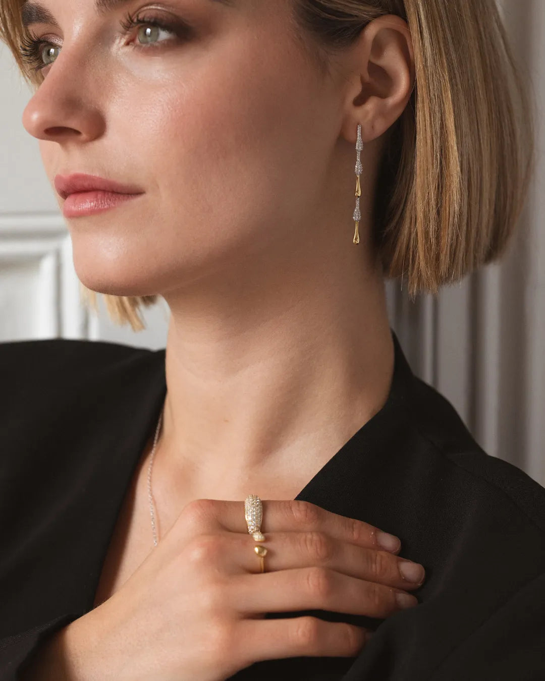 Long Sonnette Earrings 