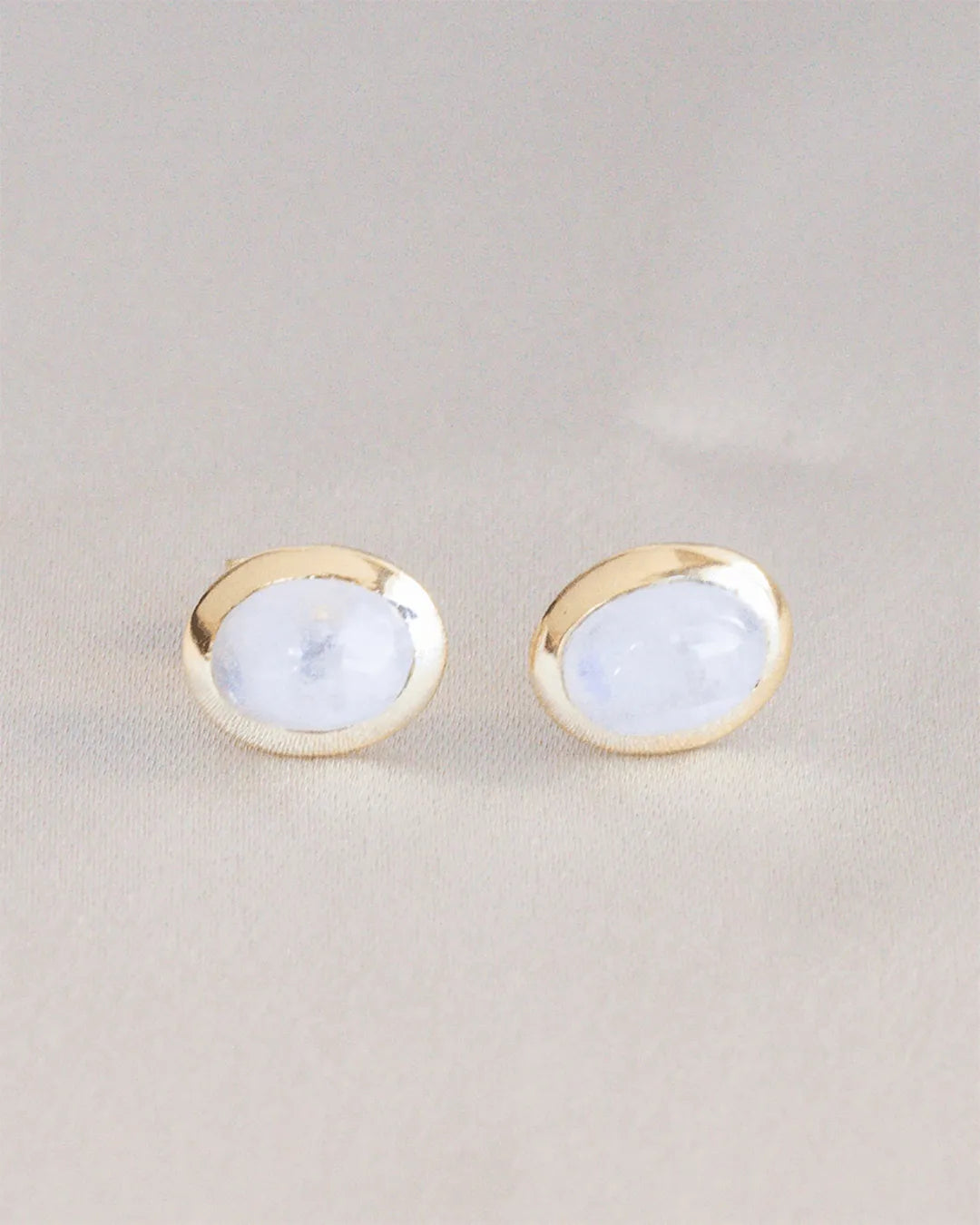 Kau Moonstone Earrings