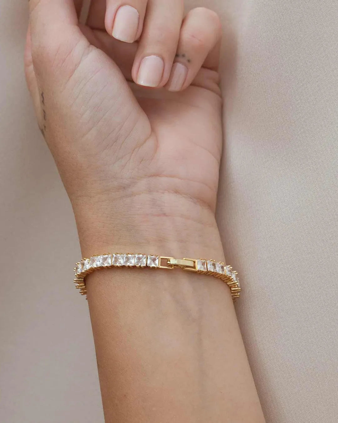 Light Tennis Bracelet