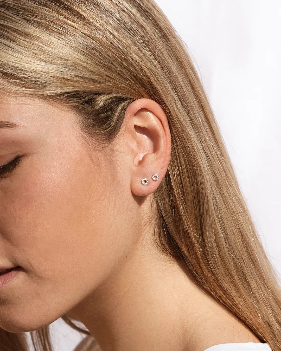 Mini Circle Earring